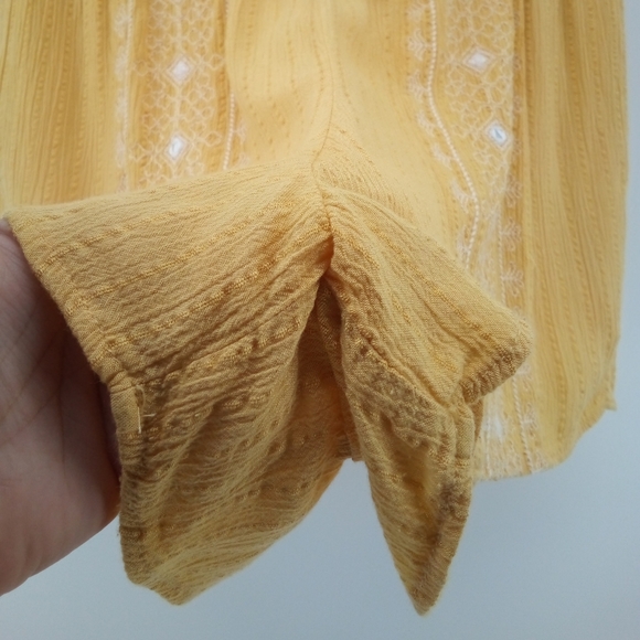 AEO Yellow Crape Jewled Lined Shorts Pull On Made in India S American Eagle - Picture 5 of 10